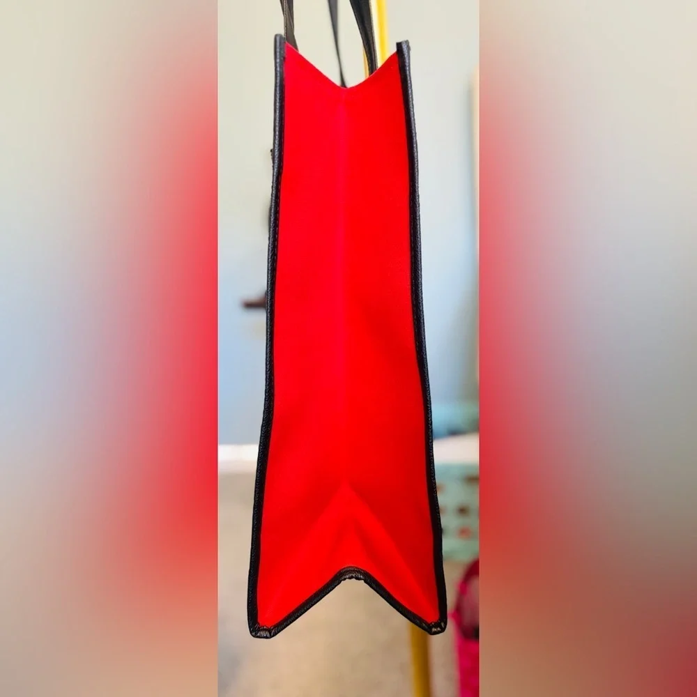 Carolina Herrera Good Girl XL Tote Bag Red & Black NWOT - Picture 5 of 11